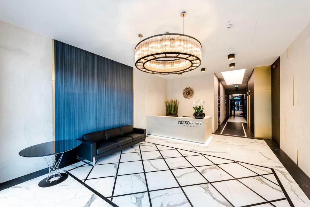 ורשה Come&Stay Apartments Wola מראה חיצוני תמונה