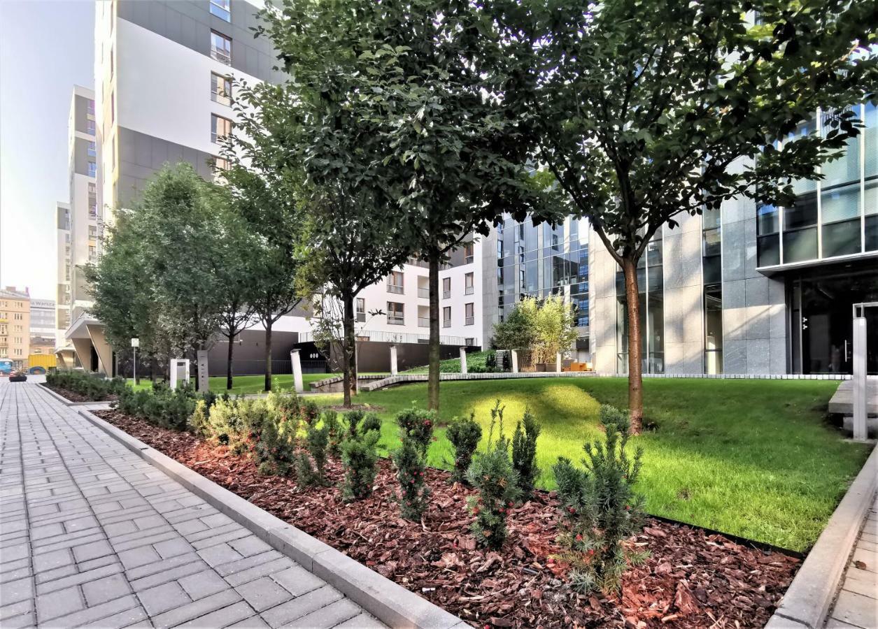 ורשה Come&Stay Apartments Wola מראה חיצוני תמונה