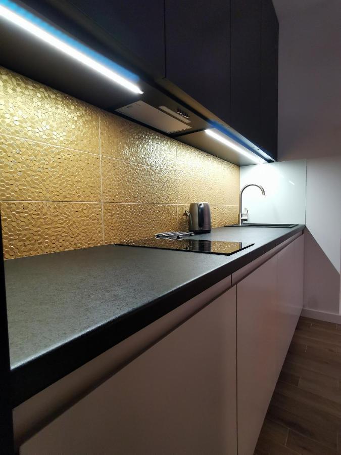 ורשה Come&Stay Apartments Wola מראה חיצוני תמונה